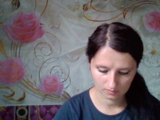 strawbery654 webcam bongacams model stream image