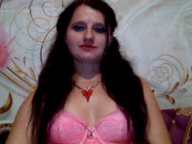 strawbery654 live cam on BongaCams