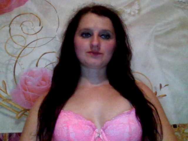 strawbery654 live cam on BongaCams