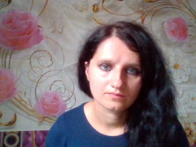 strawbery654 webcam bongacams model stream image