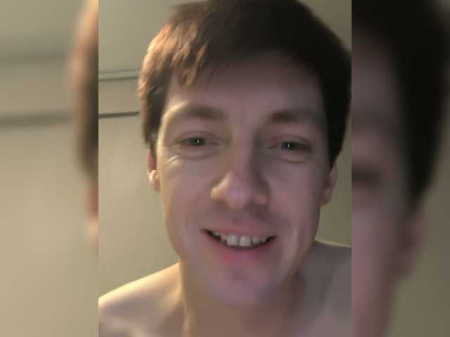 Alekssko98 live cam