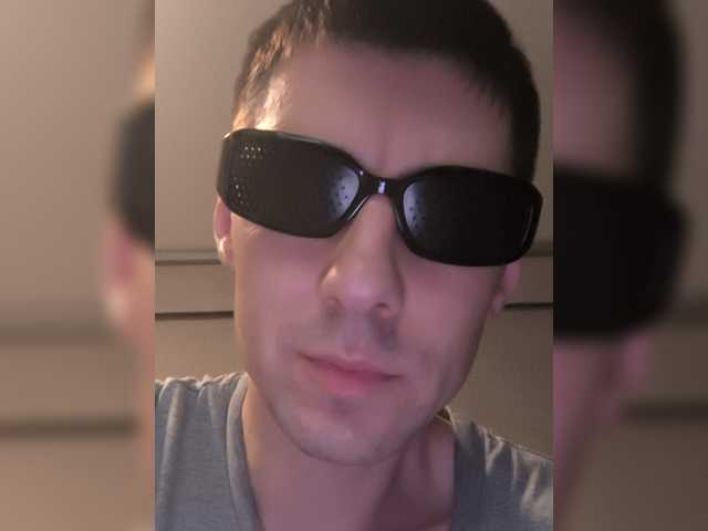 Alekssko98 live cam preview