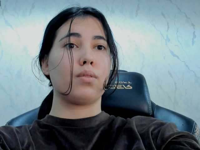 diaralan live cam on BongaCams