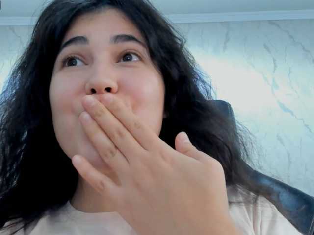 diaralan live cam on BongaCams