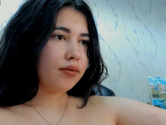 diaralan live cam on BongaCams