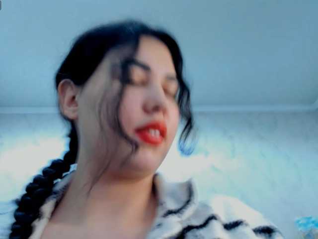 diaralan live cam on BongaCams