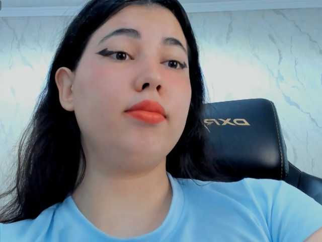 diaralan live cam on BongaCams