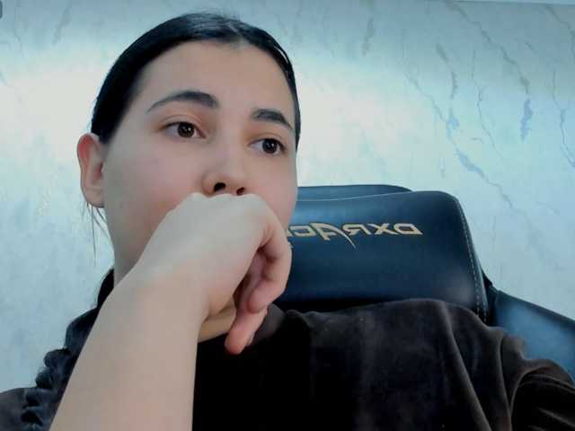 diaralan live cam on BongaCams