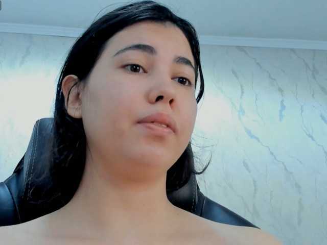 diaralan live cam on BongaCams