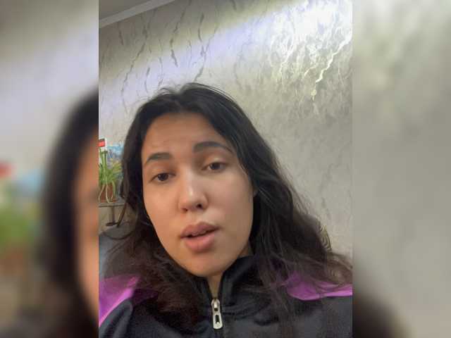 diaralan live cam on BongaCams