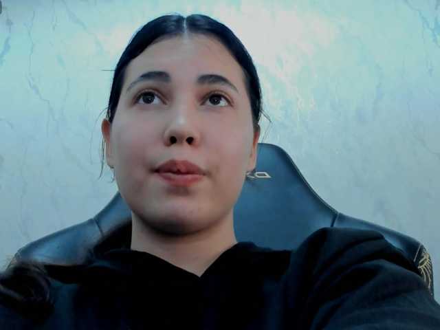 diaralan live cam on BongaCams