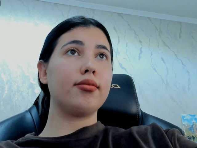 diaralan live cam on BongaCams