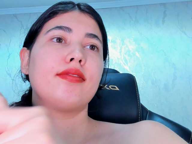 diaralan live cam on BongaCams