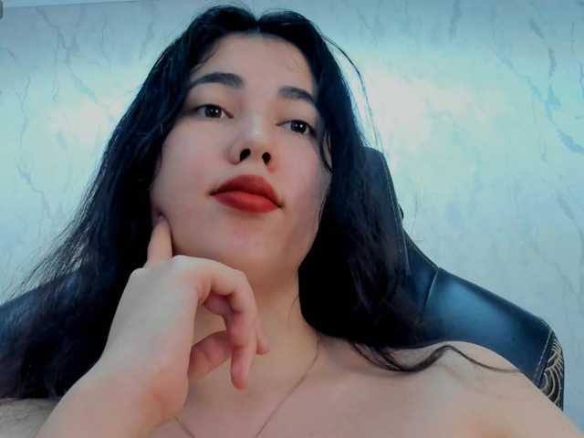 diaralan live cam on BongaCams