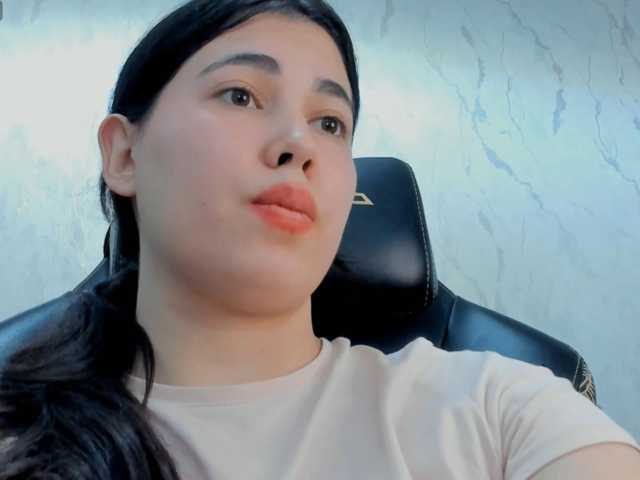 diaralan, live now on BongaCams