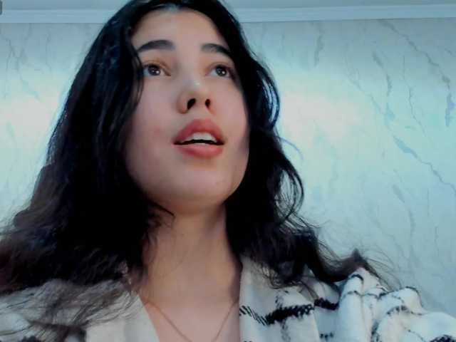 diaralan live cam on BongaCams
