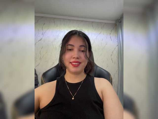 diaralan live cam on BongaCams