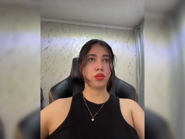 diaralan live cam on BongaCams