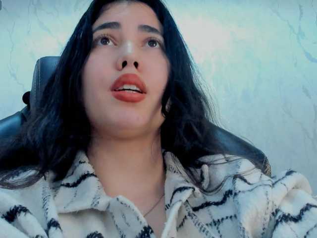 diaralan live cam on BongaCams