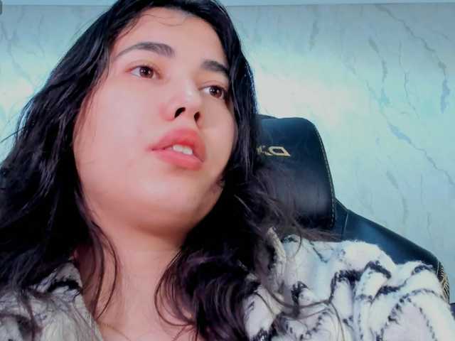 diaralan live cam on BongaCams