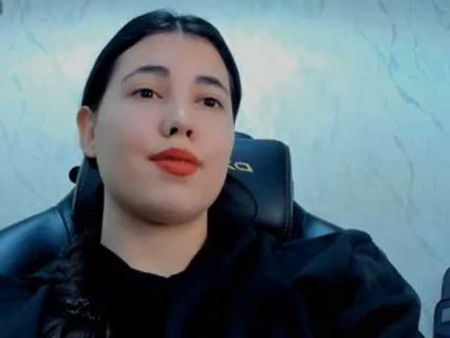 diaralan live cam on BongaCams