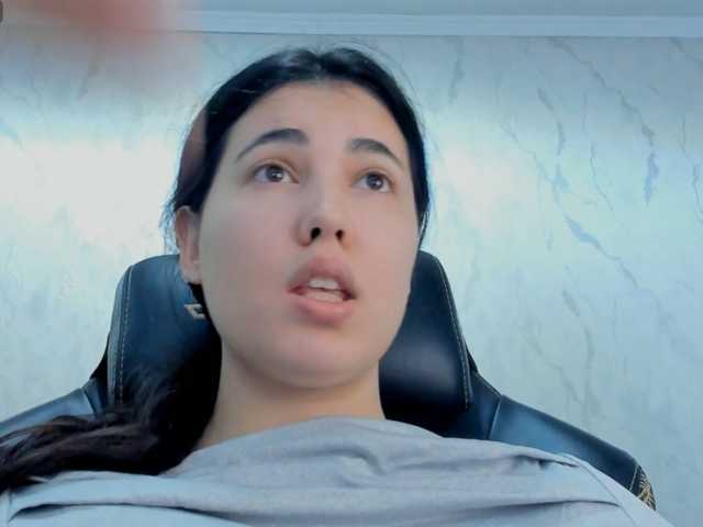 diaralan live cam on BongaCams