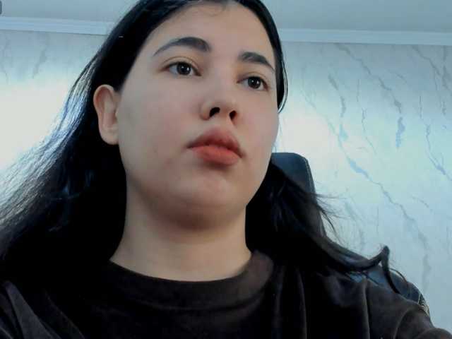 diaralan live cam on BongaCams