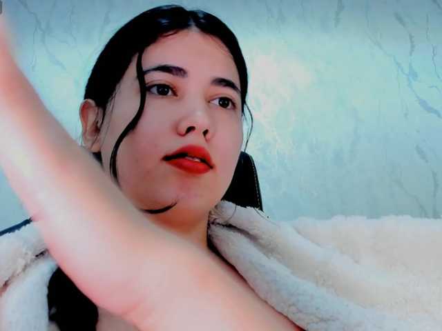 diaralan live cam on BongaCams