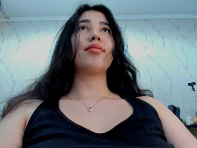 diaralan live cam on BongaCams