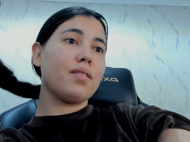 diaralan live cam on BongaCams
