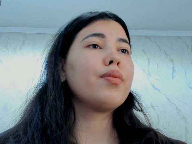 diaralan live cam on BongaCams