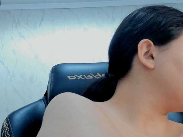 diaralan live cam on BongaCams