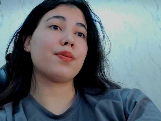 diaralan live cam on BongaCams