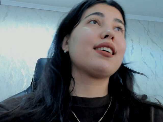 diaralan live cam on BongaCams