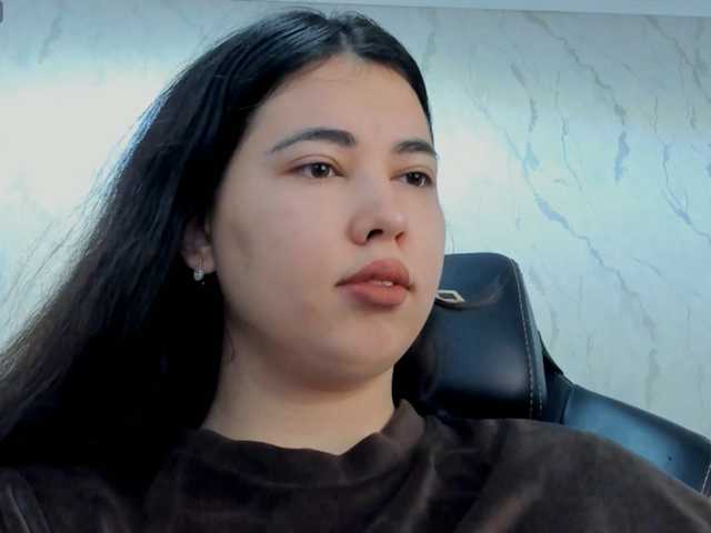 diaralan live cam on BongaCams