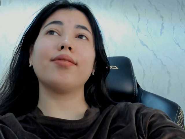 diaralan live cam on BongaCams