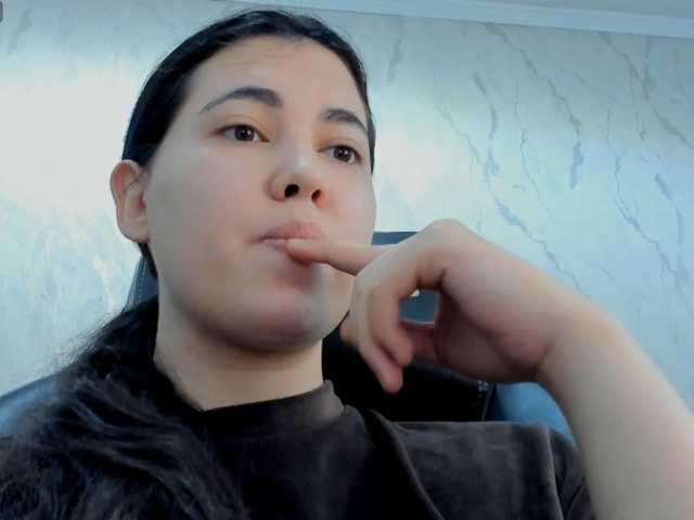 diaralan live cam on BongaCams