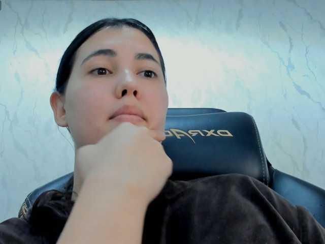 diaralan live cam on BongaCams