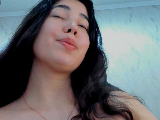 diaralan live cam on BongaCams