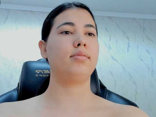 le modèle diaralan est en webcam porno dans un show sur le site bongacams, il possède les tags suivants: Asian,Brunette,Shaved