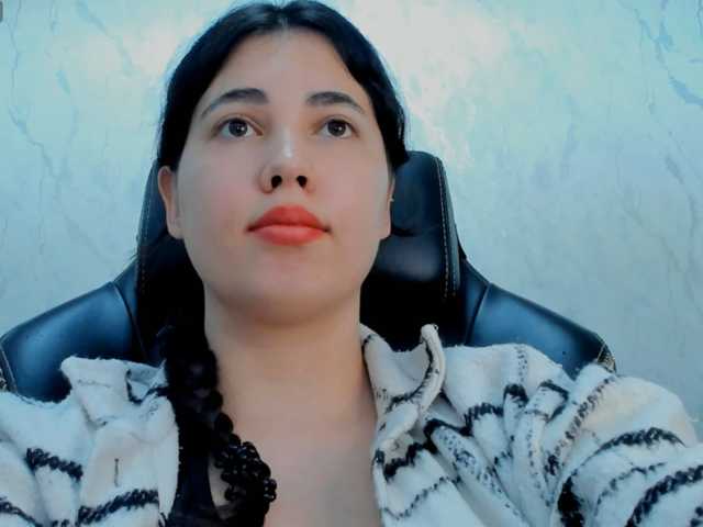 diaralan live cam on BongaCams