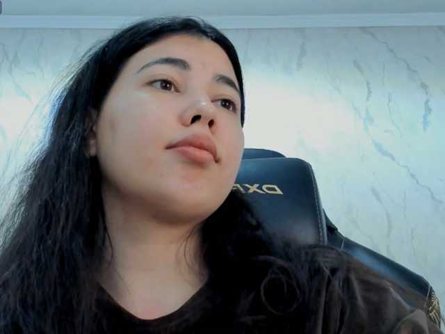 diaralan live cam on BongaCams