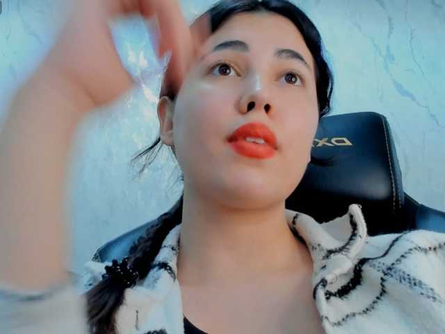 diaralan live cam on BongaCams
