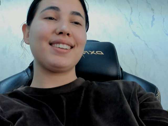 diaralan live cam on BongaCams