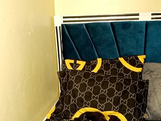 chloe--1a Porn Show