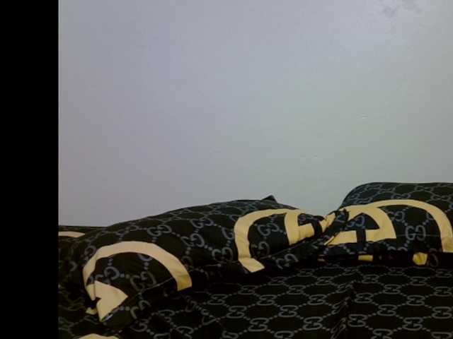 chloe--1a live cam preview