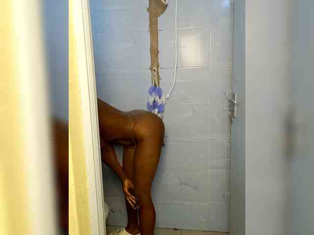 chloe--1a webcam