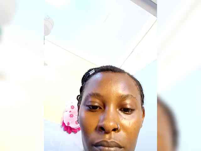 chloe--1a webcam