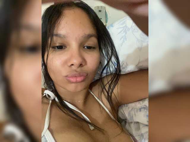 ValeryCronw live cam on BongaCams