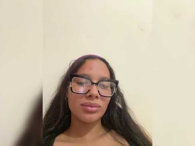 ValeryCronw live cam on BongaCams